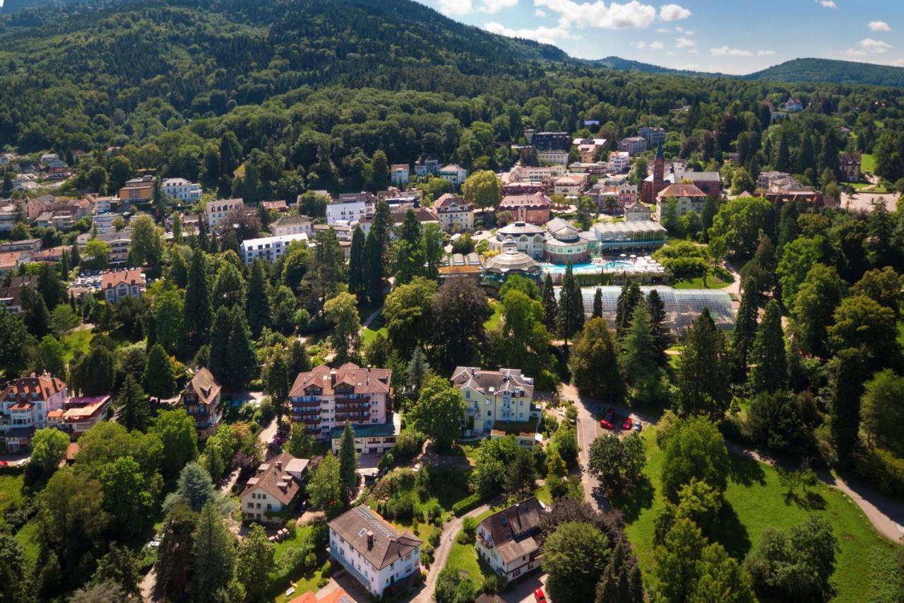 Art-Hotel Am Park Badenweiler Exterior photo
